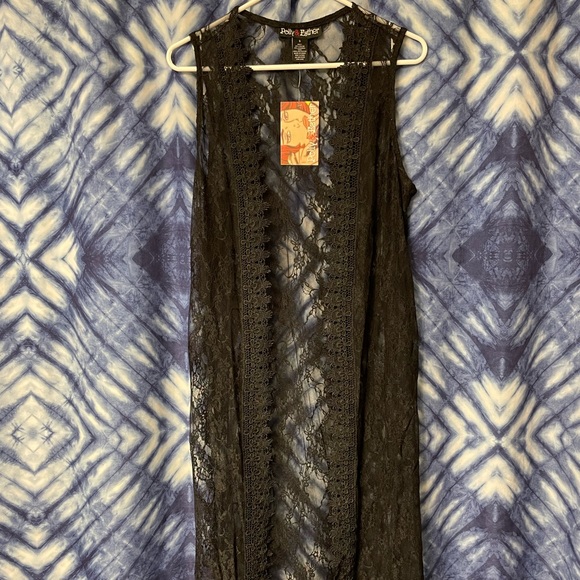 Polly & Ester Black Lace Duster - Picture 2 of 7